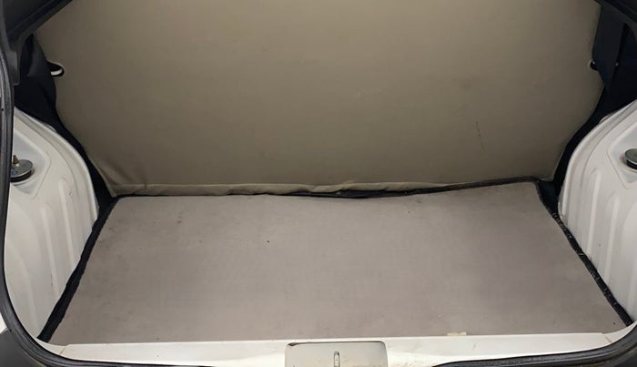 2017 Renault Kwid RXL 1.0 AMT, Petrol, Automatic, 77,644 km, Boot Inside