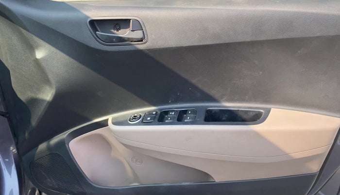 2017 Hyundai Grand i10 MAGNA 1.2 KAPPA VTVT, Petrol, Manual, 44,728 km, Driver Side Door Panels Control