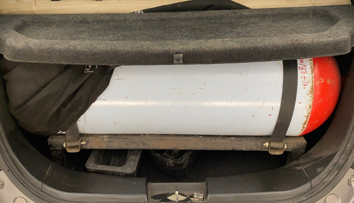 2017 Maruti Wagon R 1.0 VXI+, CNG, Manual, 39,435 km, Boot Inside