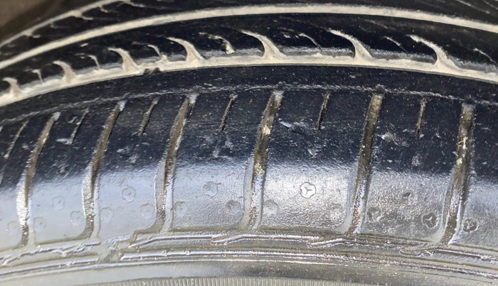 2017 Honda City 1.5L I-VTE V CVT, Petrol, Automatic, 32,951 km, Right Front Tyre Tread