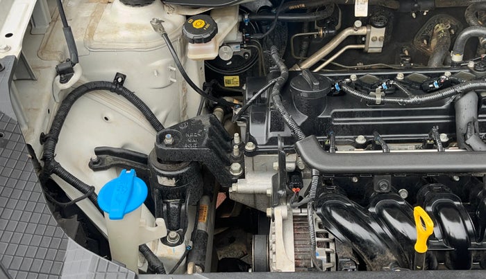 2021 Hyundai VENUE S+ 1.2, Petrol, Manual, 71,178 km, Engine View - Right