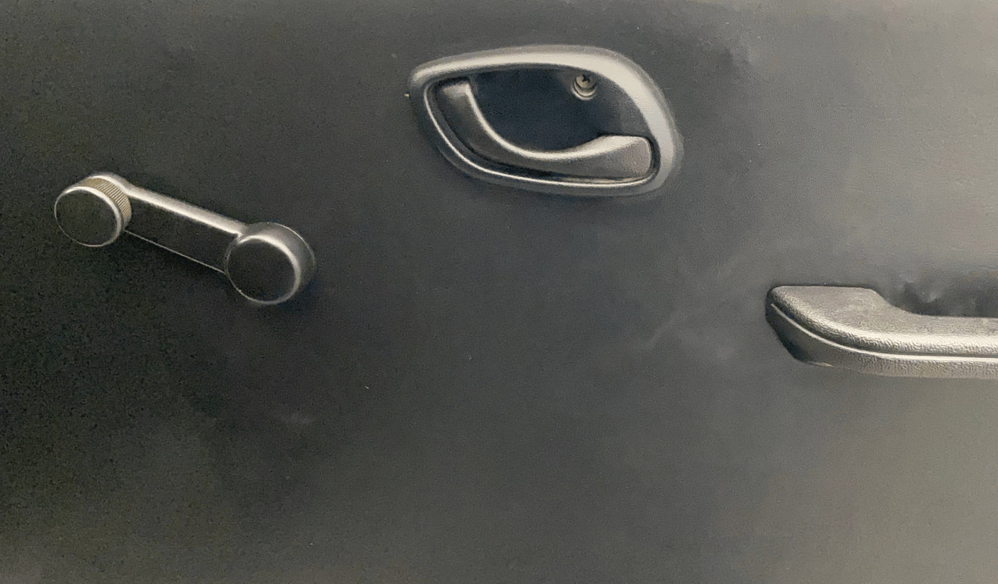 2023 Maruti Eeco 7 STR STD 1.2, Petrol, Manual, 50,063 km, Driver Side Door Panels Control