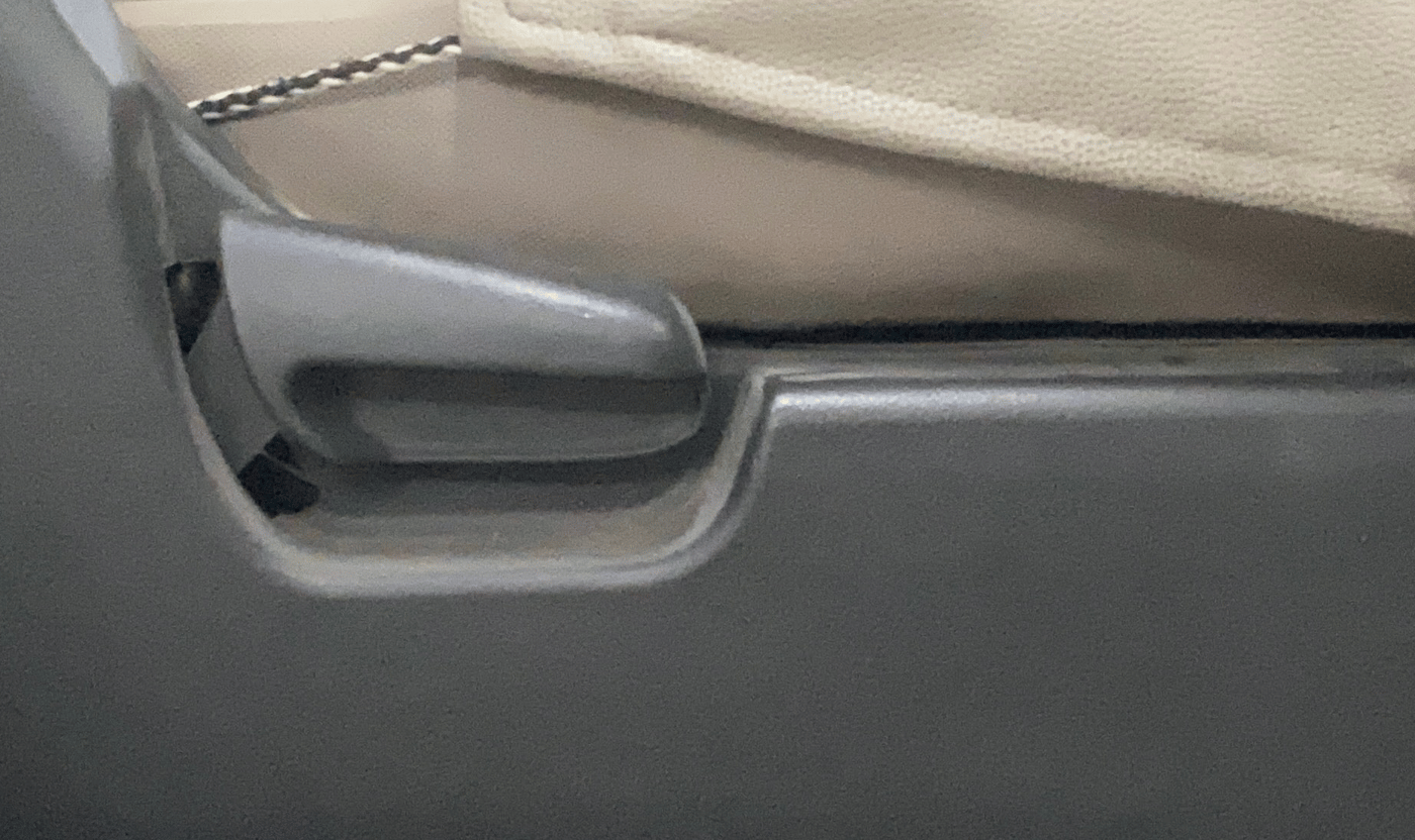 2015 Maruti Wagon R 1.0 VXI, Petrol, Manual, 44,408 km, Driver Side Adjustment Panel