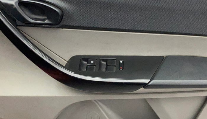 2019 Tata Tiago XM DIESEL, Diesel, Manual, 88,727 km, Driver Side Door Panels Control