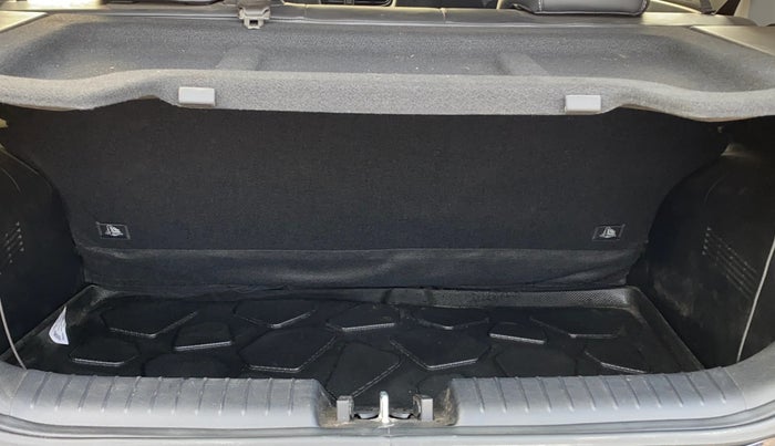 2023 Hyundai EXTER  SX 1.2 AMT, Petrol, Automatic, 14,684 km, Boot Inside