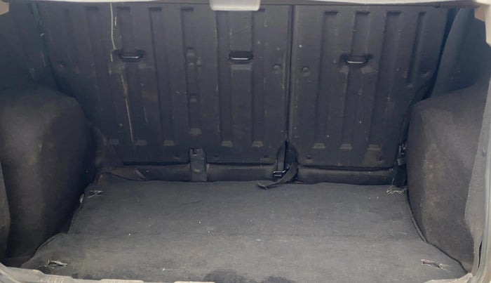 2014 Ford Ecosport TITANIUM 1.5L DIESEL, Diesel, Manual, 1,18,840 km, Boot Inside