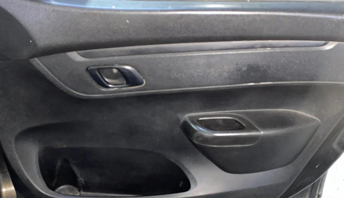 2019 Renault Kwid RXL, Petrol, Manual, 1,06,943 km, Driver Side Door Panels Control