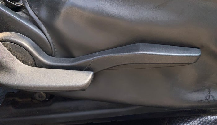 2022 Maruti Baleno ZETA PETROL 1.2, Petrol, Manual, 1,23,532 km, Driver Side Adjustment Panel