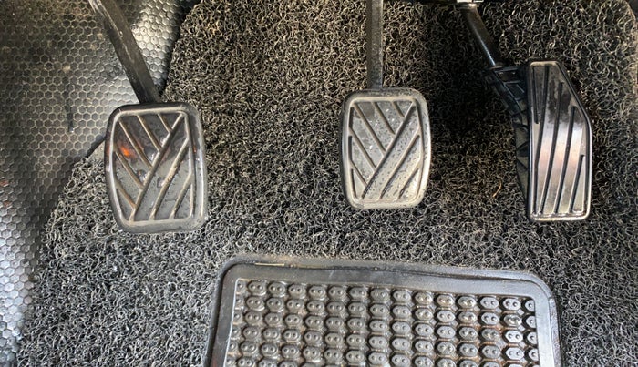 2022 Maruti Baleno ZETA PETROL 1.2, Petrol, Manual, 1,23,532 km, Pedals