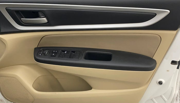 2024 Honda Amaze 1.2L I-VTEC VX CVT, Petrol, Automatic, 18,377 km, Driver Side Door Panels Control