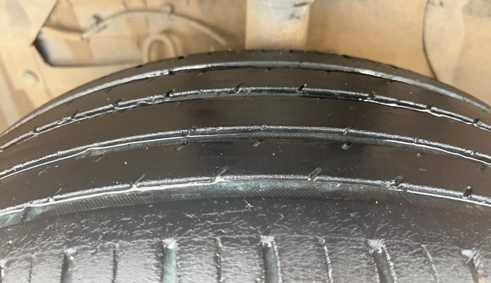 2022 Toyota URBAN CRUISER HIGH GRADE MT, Petrol, Manual, 43,833 km, Left Front Tyre Tread