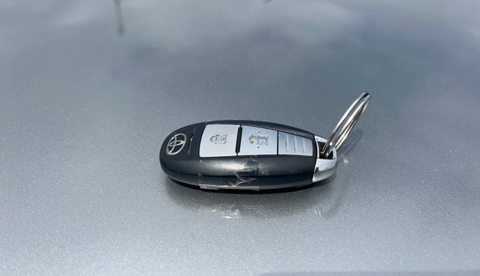 2022 Toyota URBAN CRUISER HIGH GRADE MT, Petrol, Manual, 43,833 km, Key Close Up