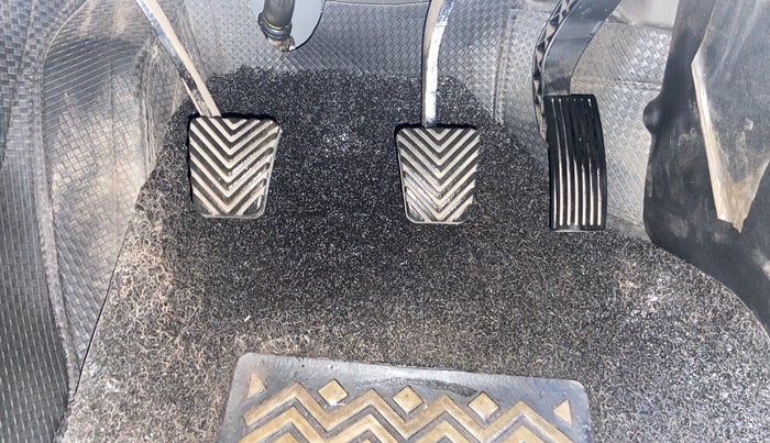 2022 Hyundai VENUE S(O) 1.2, Petrol, Manual, 10,700 km, Pedals