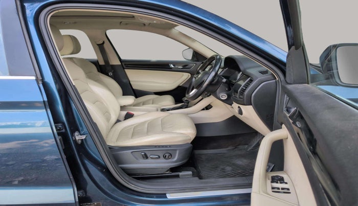 2018 Skoda Kodiaq STYLE 2.0 TDI 4X4 AT, Diesel, Automatic, 79,007 km, Right Side Front Door Cabin