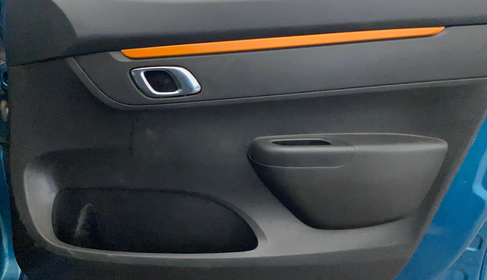 2022 Renault Kwid CLIMBER 1.0 AMT (O), Petrol, Automatic, 91,025 km, Driver Side Door Panels Control