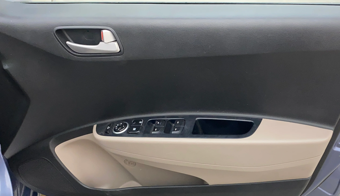 2015 Hyundai Grand i10 ASTA 1.2 KAPPA VTVT, Petrol, Manual, 31,703 km, Driver Side Door Panels Control