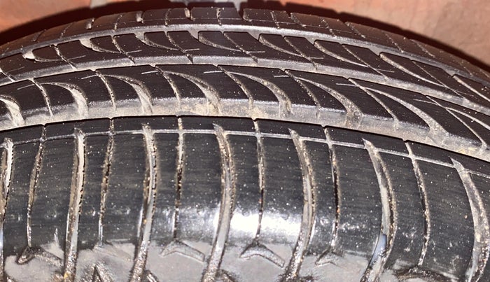 2018 Maruti Alto K10 VXI, Petrol, Manual, 34,527 km, Right Front Tyre Tread