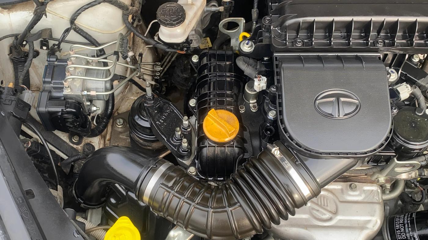 2019 Tata TIGOR XZ PLUS PETROL, Petrol, Manual, 29,891 km, Engine View - Right