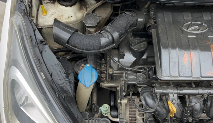 2015 Hyundai Xcent S 1.2, Petrol, Manual, 55,600 km, Engine View - Right