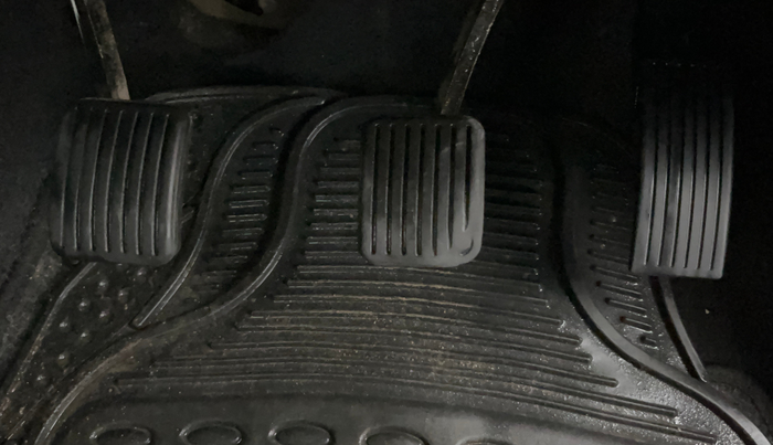 2015 Hyundai Xcent S 1.2, Petrol, Manual, 55,621 km, Pedals