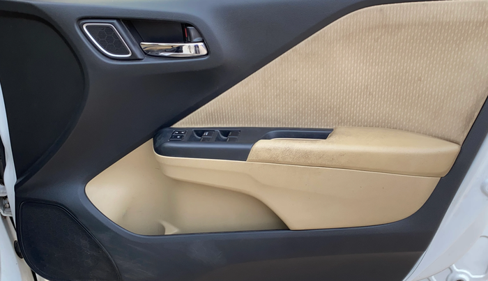 2017 Honda City 1.5L I-VTE V CVT, Petrol, Automatic, 56,720 km, Driver Side Door Panels Control