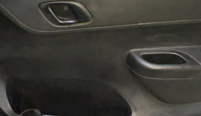 2021 Renault Kwid RXL 1.0, Petrol, Manual, 82,130 km, Driver Side Door Panels Control