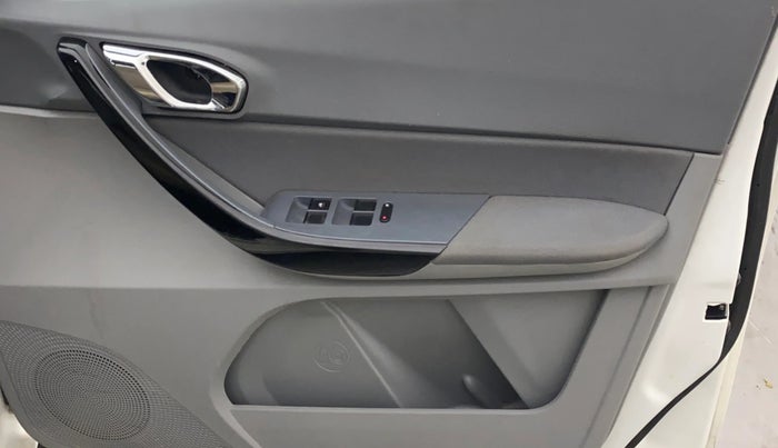 2021 Tata TIGOR XZ PLUS PETROL, Petrol, Manual, 27,814 km, Driver Side Door Panels Control