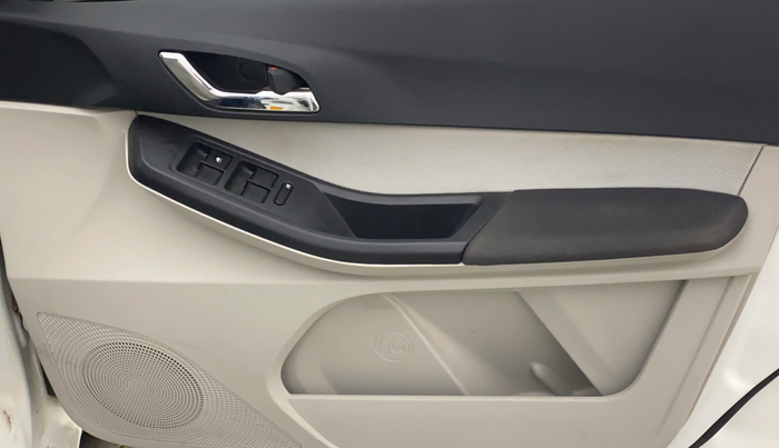 2024 Tata TIGOR XZA Plus iCNG , CNG, Automatic, 14,264 km, Driver Side Door Panels Control