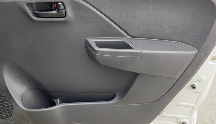 2023 Maruti Alto K10 VXI, Petrol, Manual, 4,942 km, Driver Side Door Panels Control