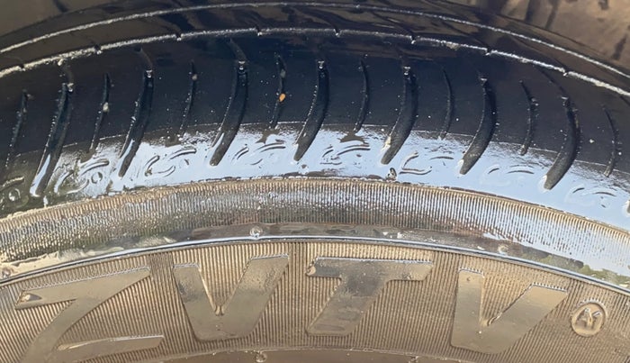 2022 Tata TIGOR XZ PLUS CNG, CNG, Manual, 32,557 km, Right Front Tyre Tread