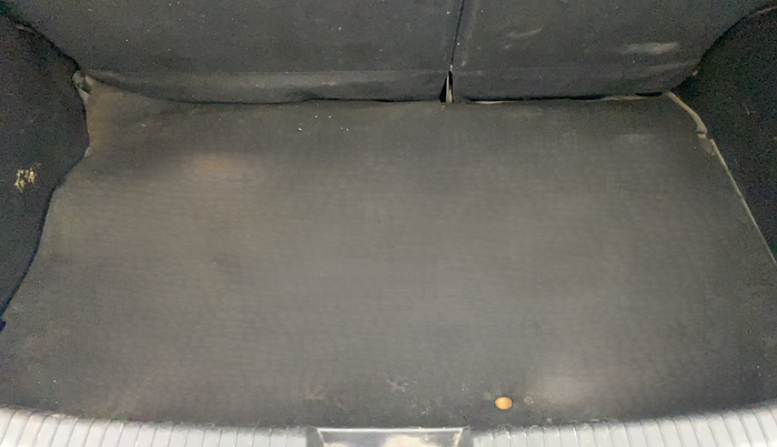 2014 Hyundai i20 SPORTZ 1.4 CRDI, Diesel, Manual, 75,389 km, Boot Inside