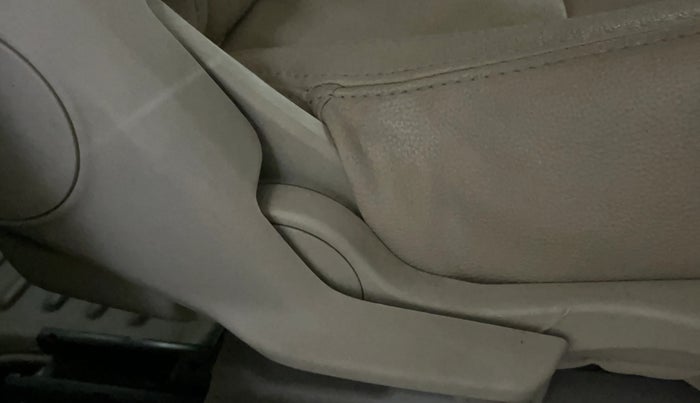2018 Maruti Dzire ZXI, Petrol, Manual, 27,812 km, Driver Side Adjustment Panel