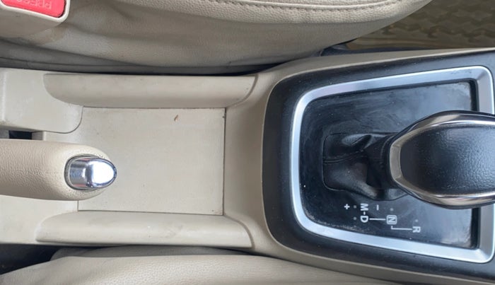 2017 Maruti Dzire ZDI AMT, Diesel, Automatic, 1,18,523 km, Gear Lever