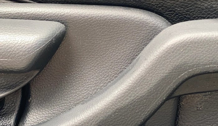 2019 Honda BR-V 1.5L I-VTEC V CVT, Petrol, Automatic, 36,774 km, Driver Side Adjustment Panel