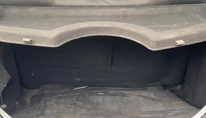 2016 Tata Tiago XZ PETROL, Petrol, Manual, 52,258 km, Boot Inside