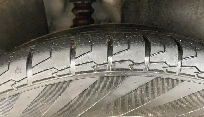 2020 Hyundai Creta SX IVT 1.5 PETROL, Petrol, Automatic, 50,743 km, Right Rear Tyre Tread