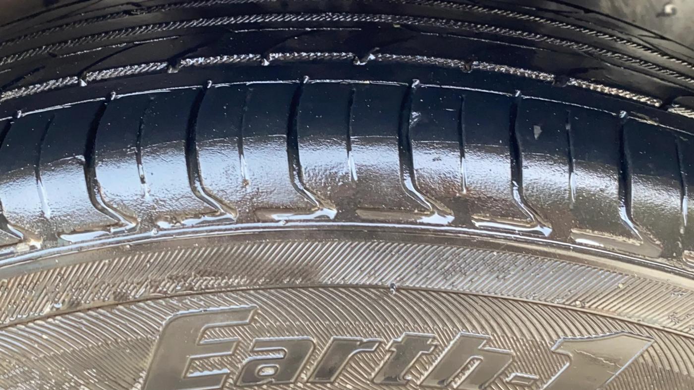 2020 Volkswagen Vento HIGHLINE 1.0L TSI AT, Petrol, Automatic, 93,038 km, Right Rear Tyre Tread