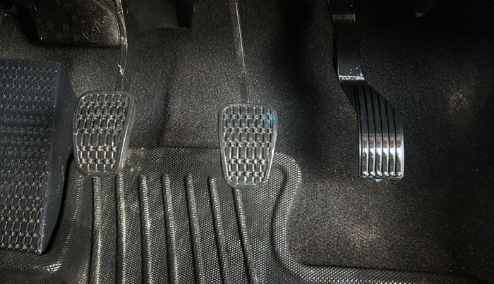 2023 Tata ALTROZ XZ PLUS PETROL, Petrol, Manual, 10,089 km, Pedals