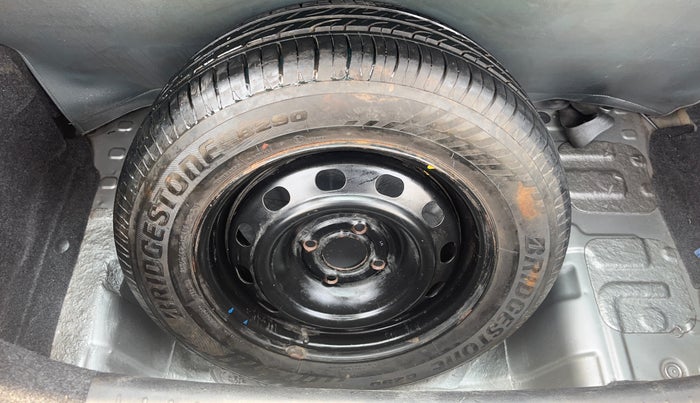 2017 Mahindra Kuv100 K4 PLUS 6 STR, Petrol, Manual, 78,163 km, Spare Tyre