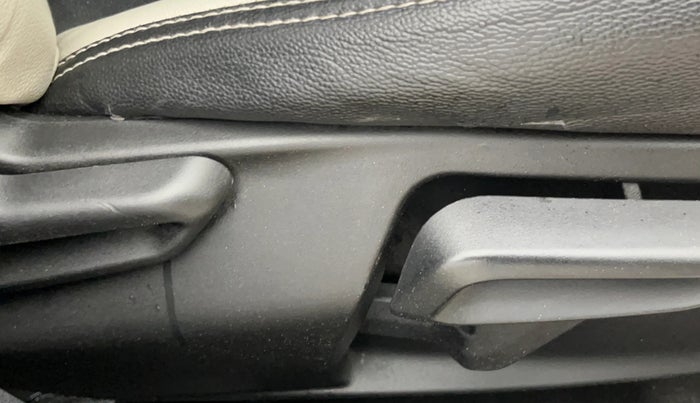 2021 Tata NEXON XZA PLUS (O) DIESEL, Diesel, Automatic, 73,484 km, Driver Side Adjustment Panel