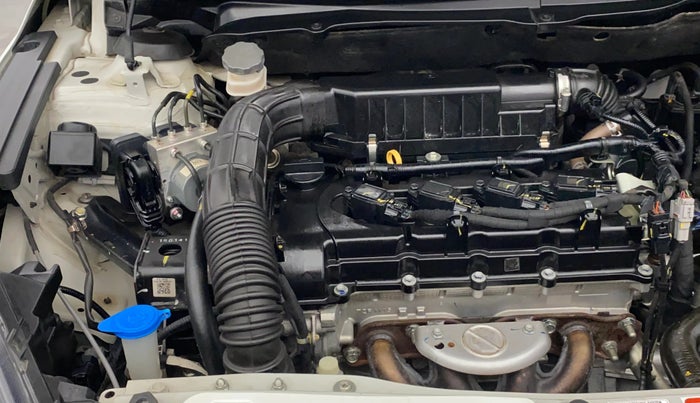 2024 Maruti Ciaz ZETA 1.5 SHVS MT PETROL, Petrol, Manual, 37,070 km, Engine View - Right