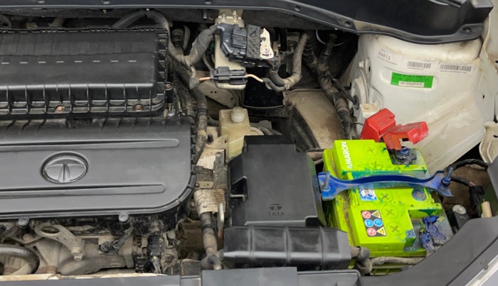 2022 Tata PUNCH ACCOMPLISHED AMT, Petrol, Automatic, 36,932 km, Engine View - Left