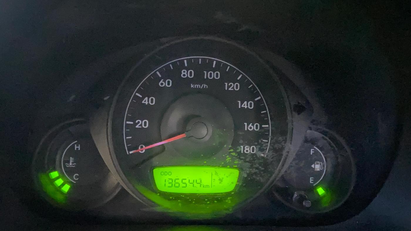 2013 Hyundai Eon MAGNA +, Petrol, Manual, 1,36,557 km, Odometer Image