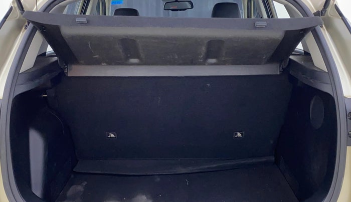 2020 KIA SONET GTX PLUS 1.0 DCT, Petrol, Automatic, 38,471 km, Boot Inside