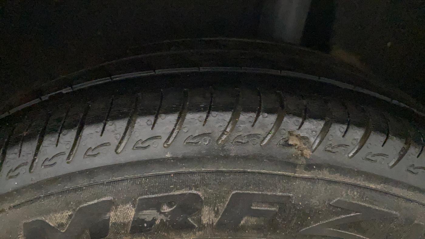 2017 Maruti Baleno SIGMA PETROL 1.2, CNG, Manual, 1,36,401 km, Left Rear Tyre Tread
