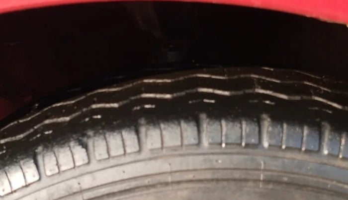 2012 Hyundai Eon D-LITE+, Petrol, Manual, 44,104 km, Left Front Tyre Tread