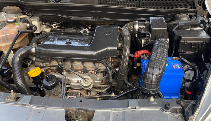 2015 Maruti S Cross ALPHA 1.3, Diesel, Manual, 74,524 km, Engine View - Left