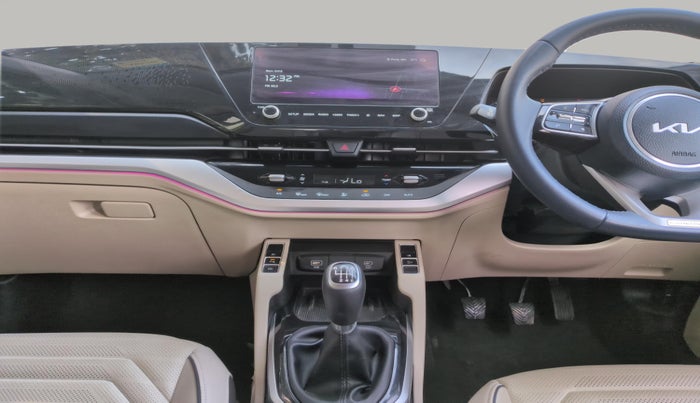 2024 KIA CARENS LUXURY PLUS 1.5 DIESEL 7 STR, Diesel, Manual, 4,583 km, Air Conditioner