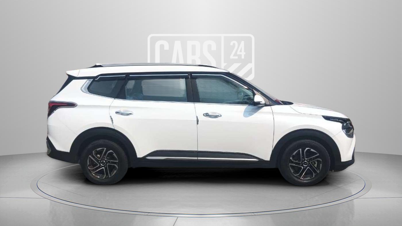 2024 KIA CARENS Luxury Plus 1.5 Diesel MT 7 STR, Diesel, Manual, 4,583 km, Right Side View
