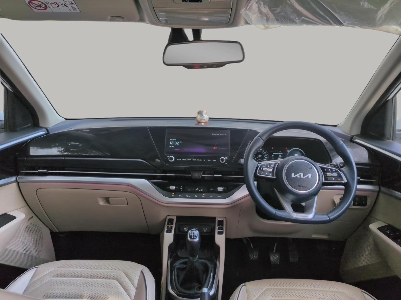 2024 KIA CARENS Luxury Plus 1.5 Diesel MT 7 STR, Diesel, Manual, 4,583 km, Dashboard